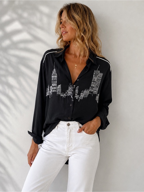 No brand Tops - Vintage Black Silk Embroidered Cityscape Button Down Blouse Size 4 Oversized